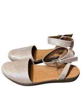 FitFlop Cove Closed Toe Rose Glitter Sparkle Ankle-Strap Flats Women’s Size 9